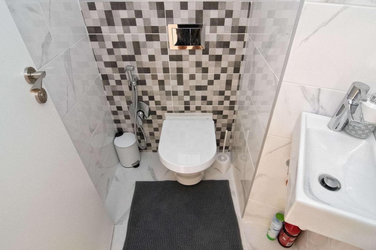 Luxury City Center Two Bedroom Apartment Close To Beach Varna Ngoại thất bức ảnh